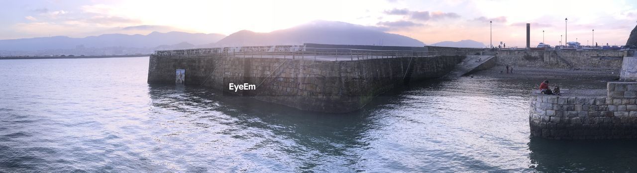 PANORAMIC VIEW OF SEA AGAINST SKY