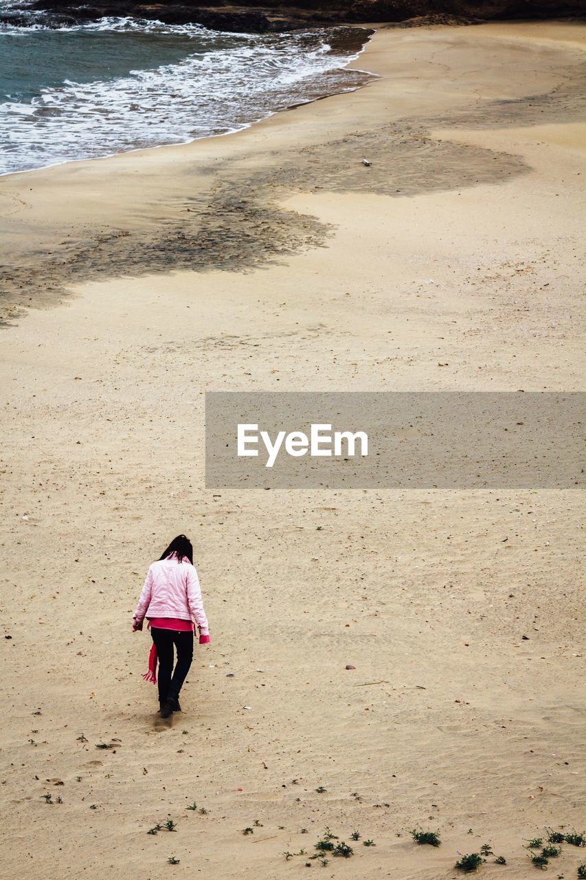 VIEW OF PEOPLE ON BEACH