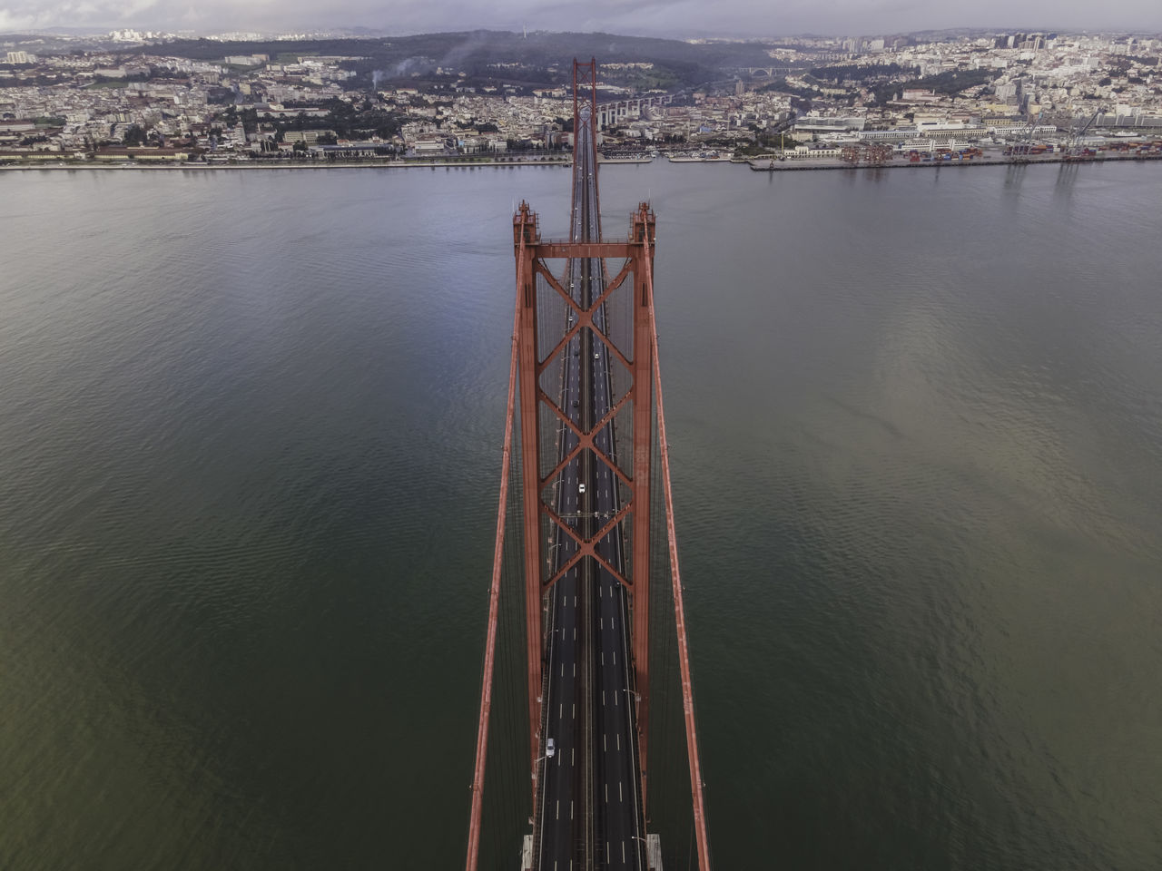 HIGH ANGLE VIEW OF BRIDGE OVER RIVER