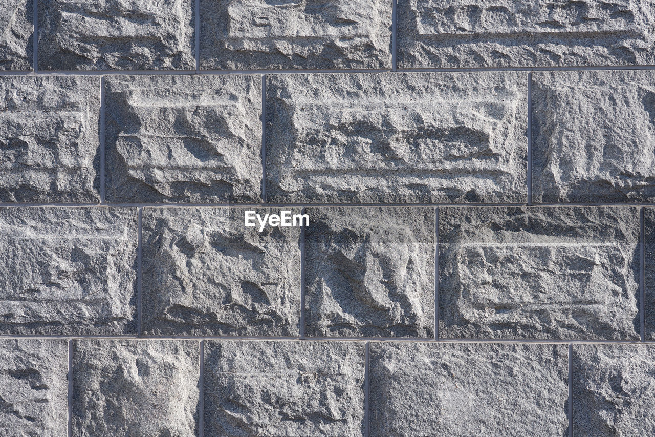 CLOSE-UP OF STONE WALL