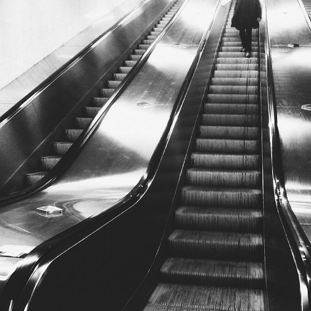 ESCALATOR ON ESCALATOR