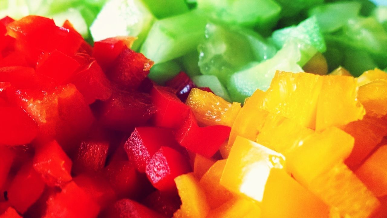 FULL FRAME SHOT OF RED CHILI PEPPERS