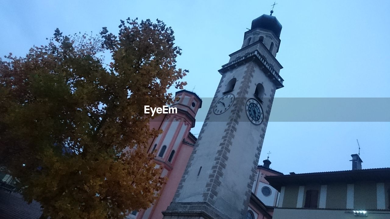 LOW ANGLE VIEW OF CHURCH AGAINST SKY