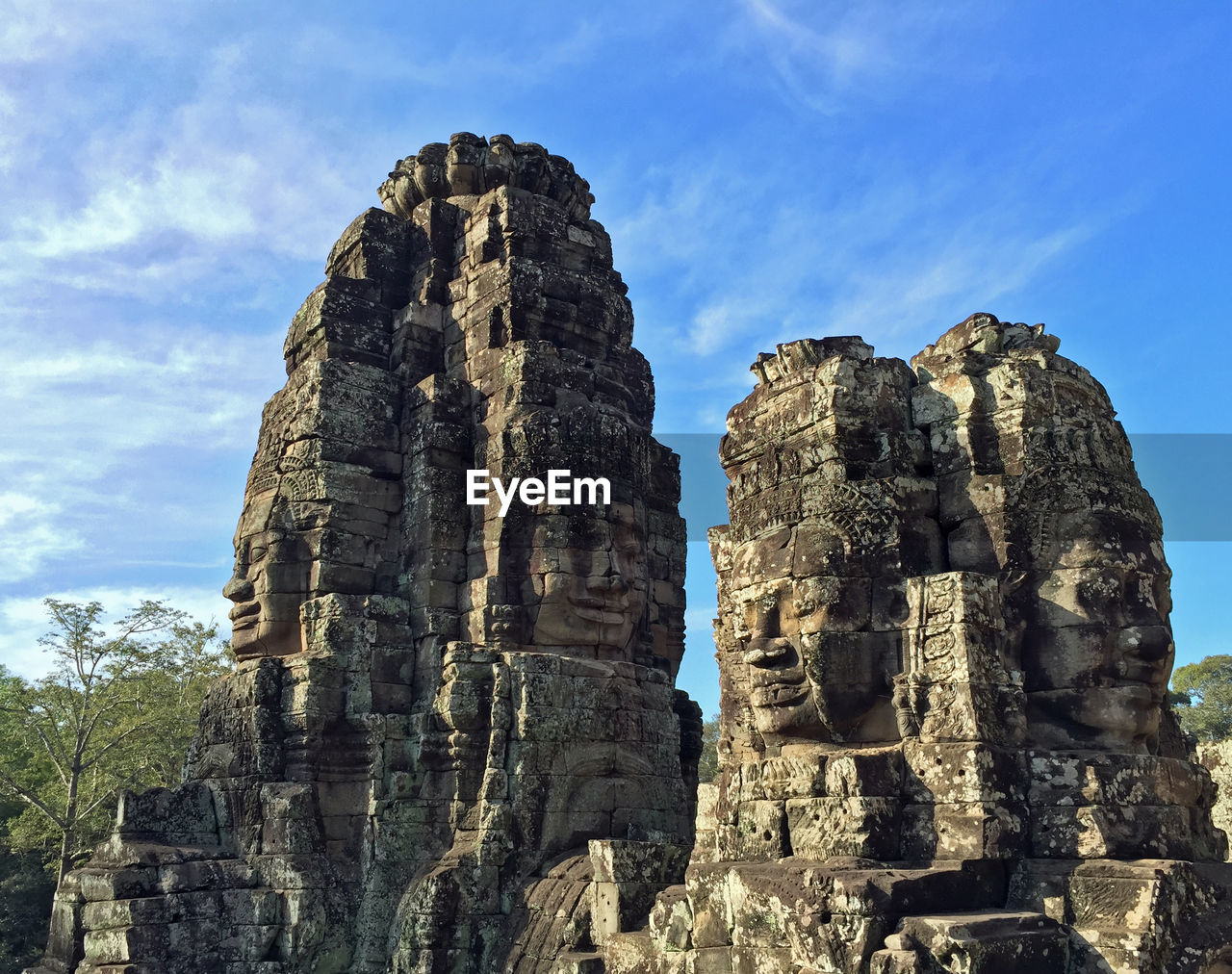 VIEW OF BUDDHA STATUE