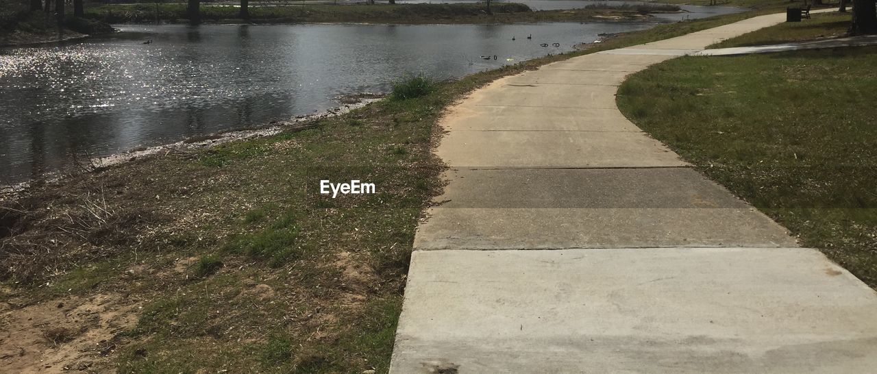 VIEW OF FOOTPATH ON ROAD