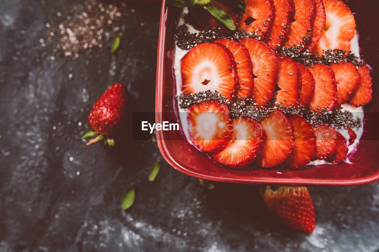 HIGH ANGLE VIEW OF STRAWBERRIES