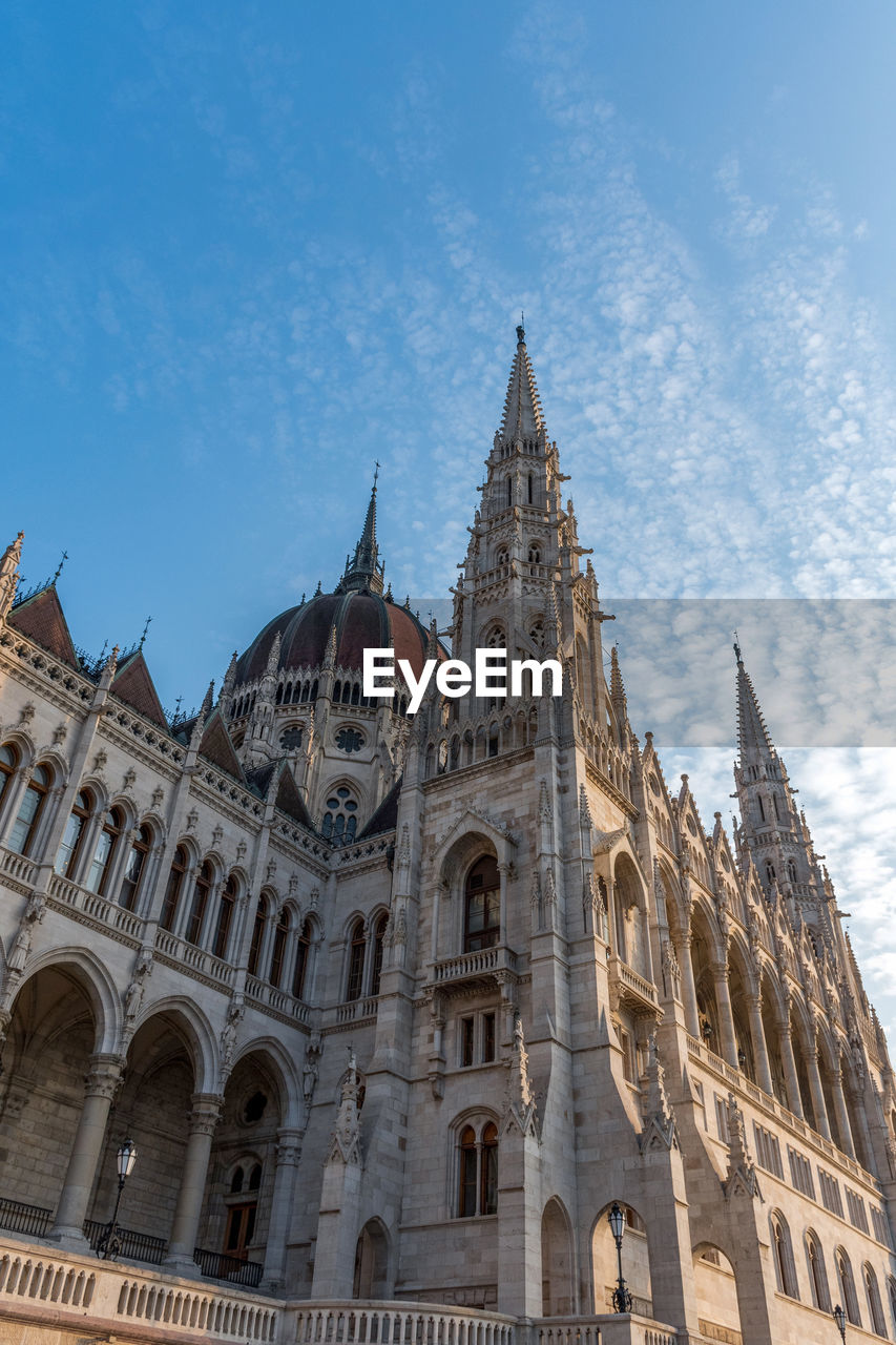 Beautiful architecture of famous hungarian parliament building in budapest, hungary