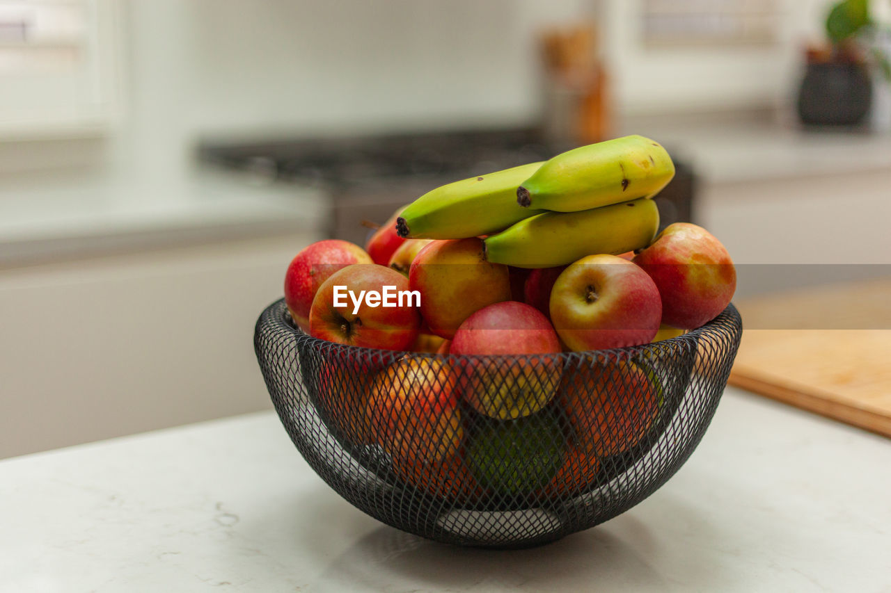 Fruit bowl on kitchen bench