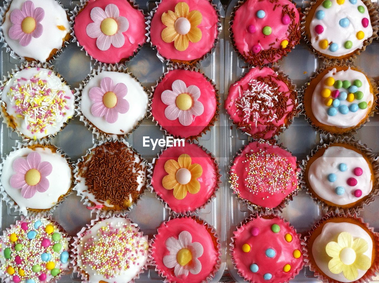 Full frame shot of cupcakes
