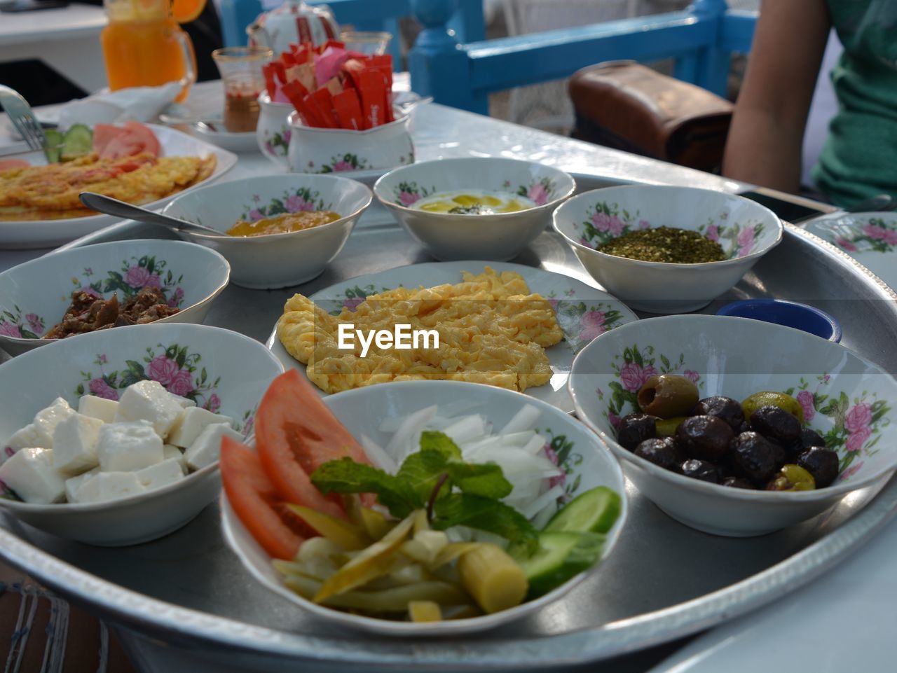 CLOSE-UP OF FOOD SERVED IN PLATE