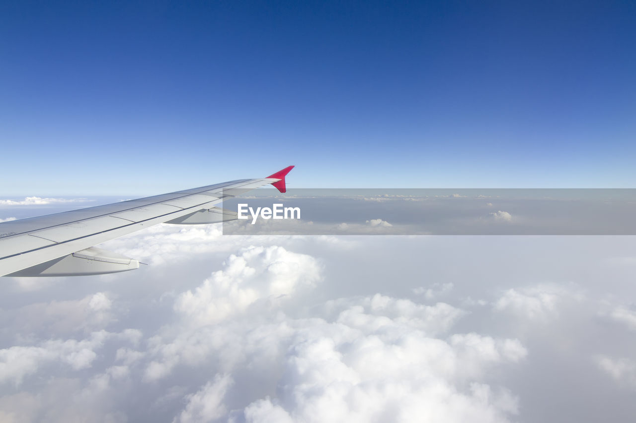 AERIAL VIEW OF CLOUDSCAPE AGAINST SKY