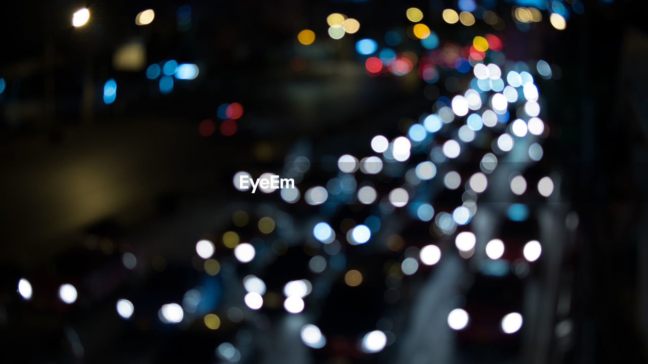 DEFOCUSED LIGHTS AT NIGHT