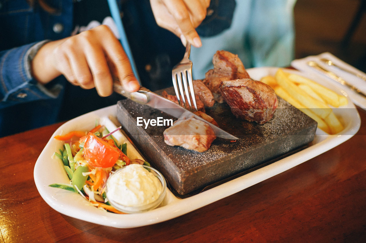 CLOSE-UP OF MEAL ON TABLE