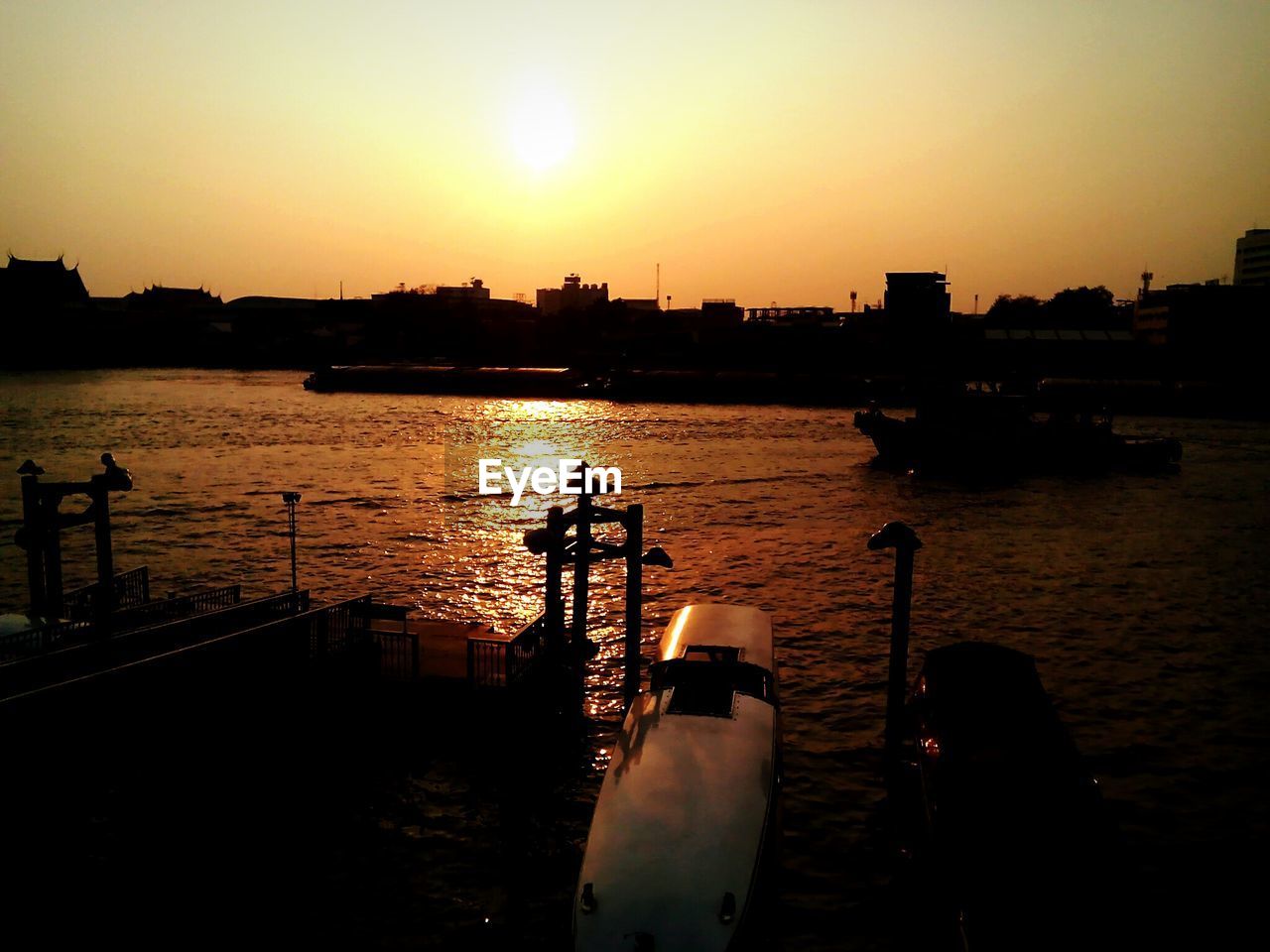 VIEW OF RIVER DURING SUNSET