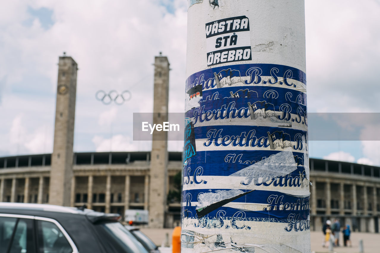 INFORMATION SIGN AGAINST SKY