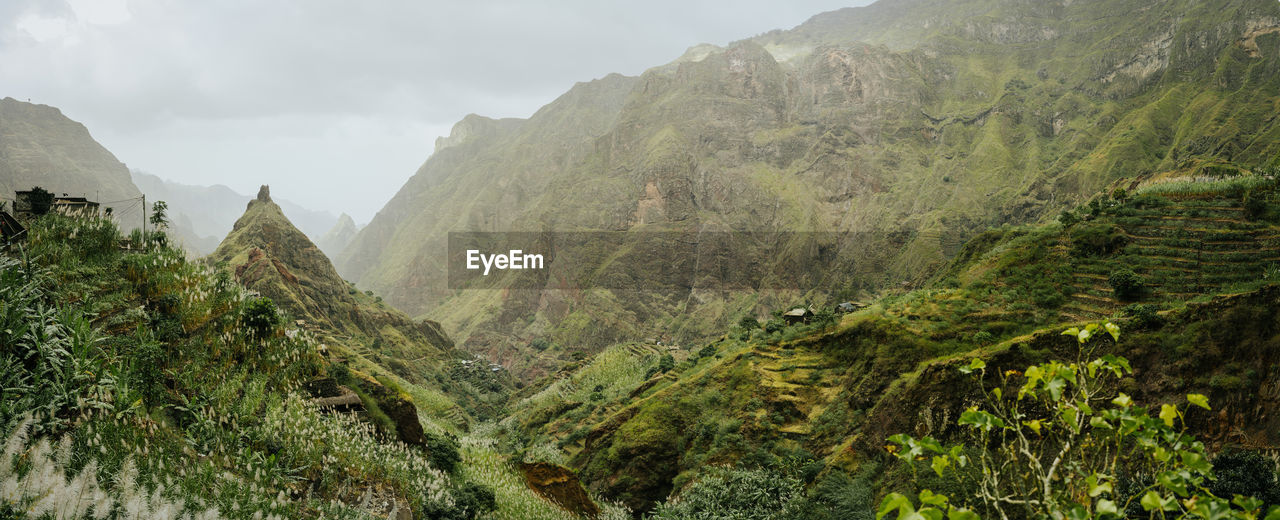 Trekking route to the xo-xo valley. santo antao island, cape verde