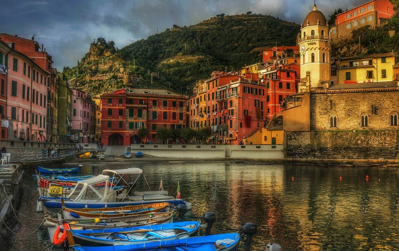 architecture, building exterior, nautical vessel, water, built structure, boat, mode of transport, transportation, moored, canal, waterfront, outdoors, sky, day, nature, no people, tree, gondola - traditional boat