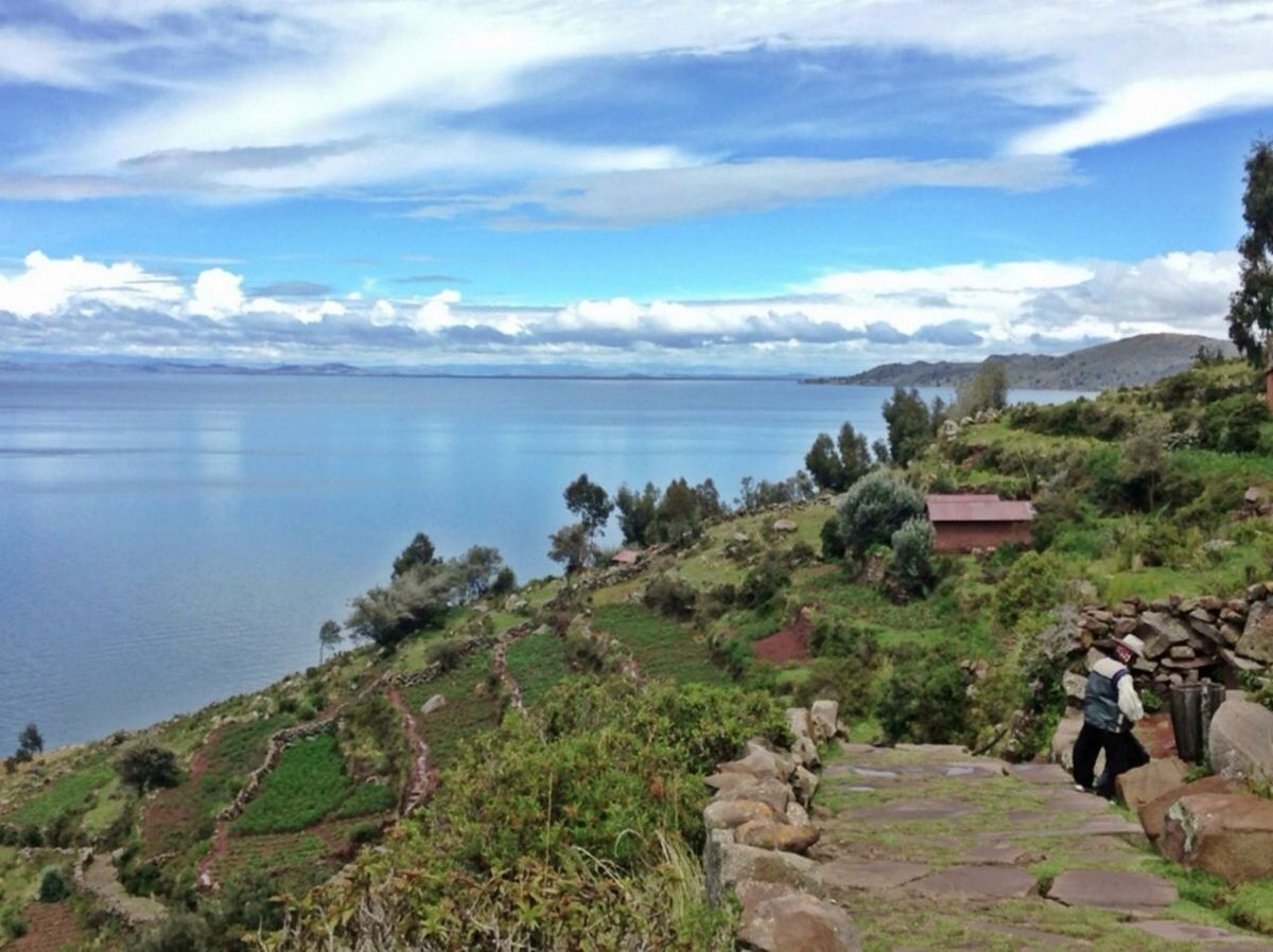 VIEW OF SEA AGAINST CLOUDY SKY