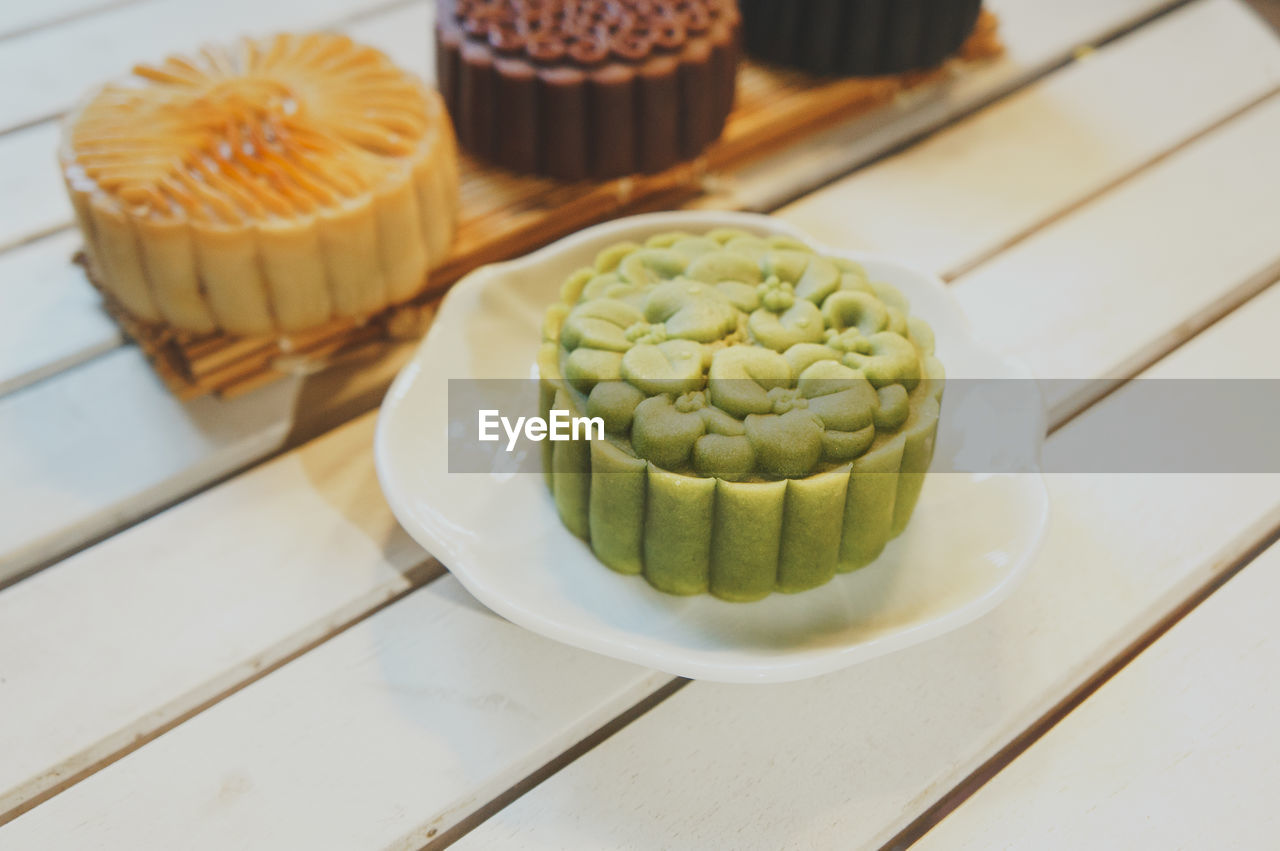 CLOSE-UP OF DESSERT ON TABLE