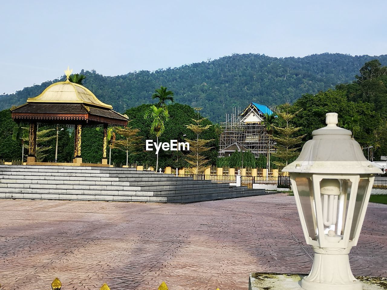 VIEW OF TEMPLE AGAINST BUILDING