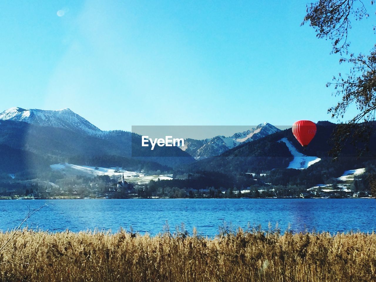 SCENIC VIEW OF MOUNTAINS AGAINST CLEAR BLUE SKY