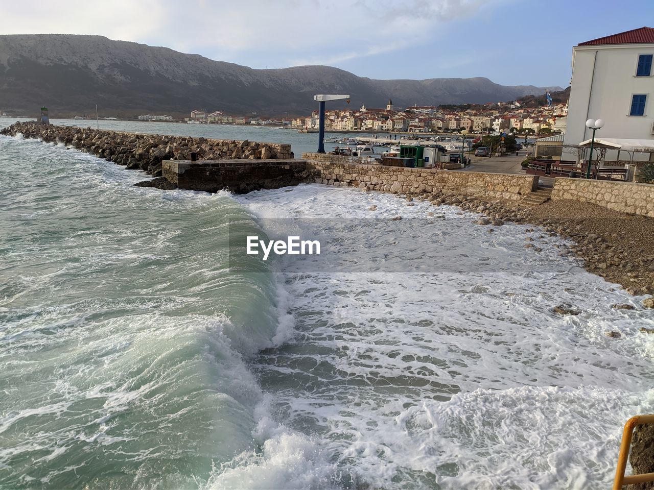 PANORAMIC VIEW OF SEA AGAINST SKY