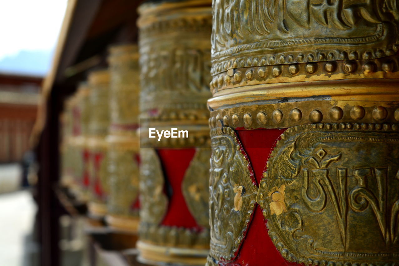 CLOSE-UP OF TEMPLE IN A CHURCH