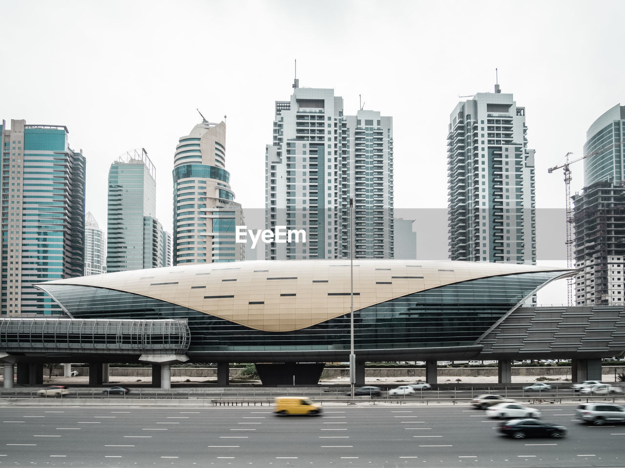 BUILDINGS IN CITY AGAINST SKY