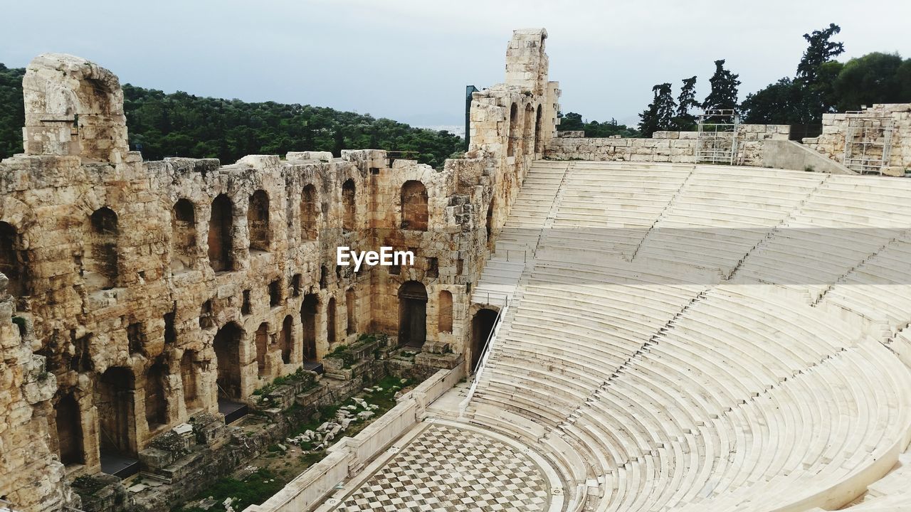 Theater of herodes atticus against sky