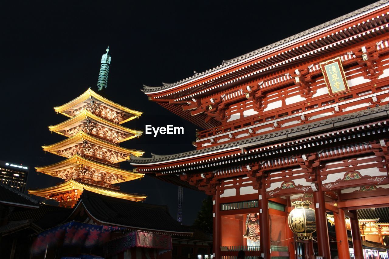 Senso-ji temple at night in asakusa