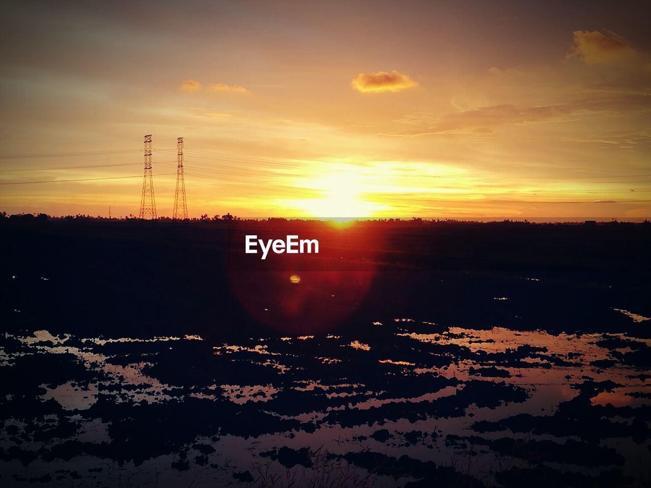 SCENIC VIEW OF SILHOUETTE AGAINST SKY DURING SUNSET