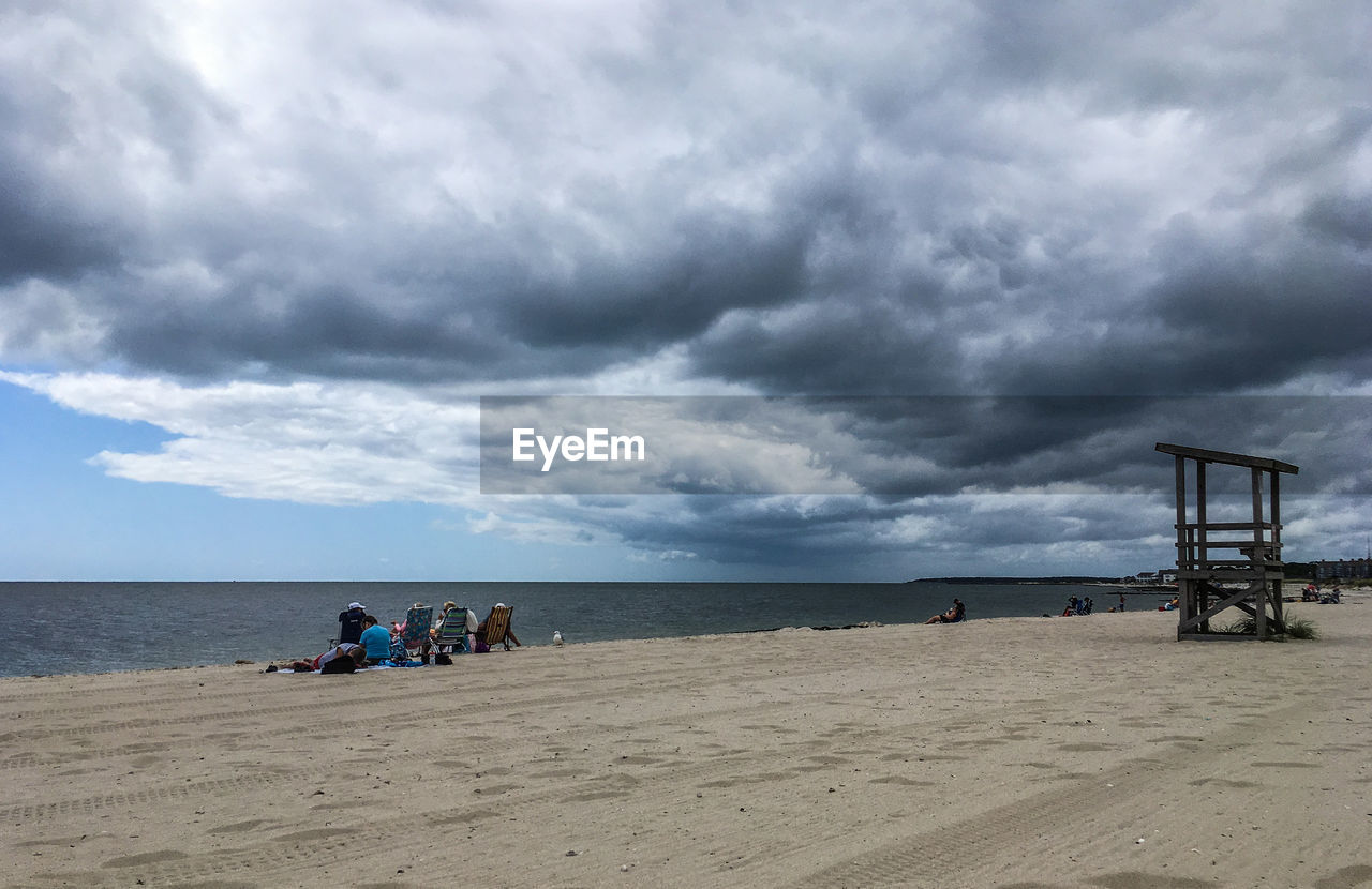 PEOPLE ON BEACH