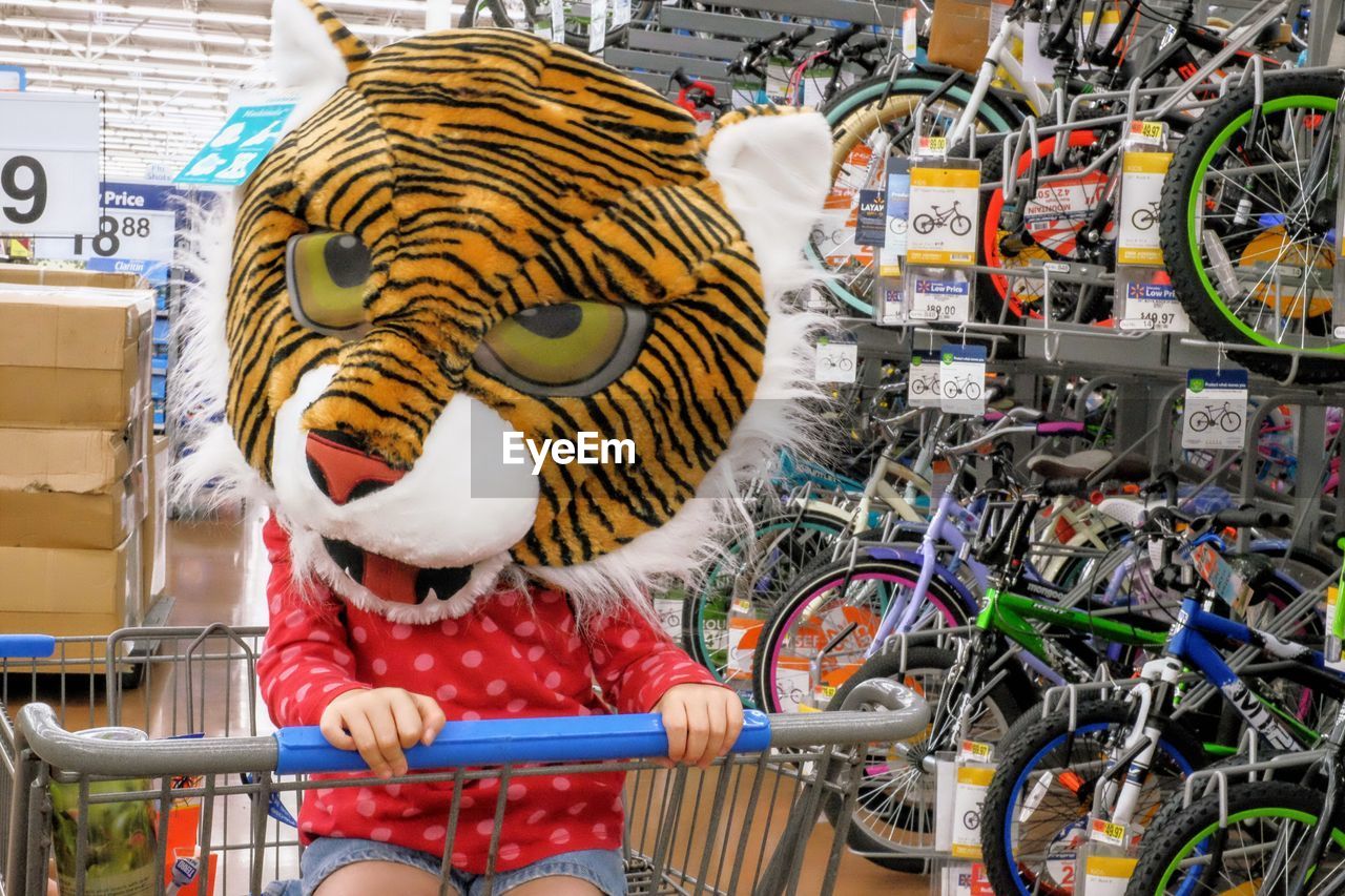 BICYCLE IN STORE