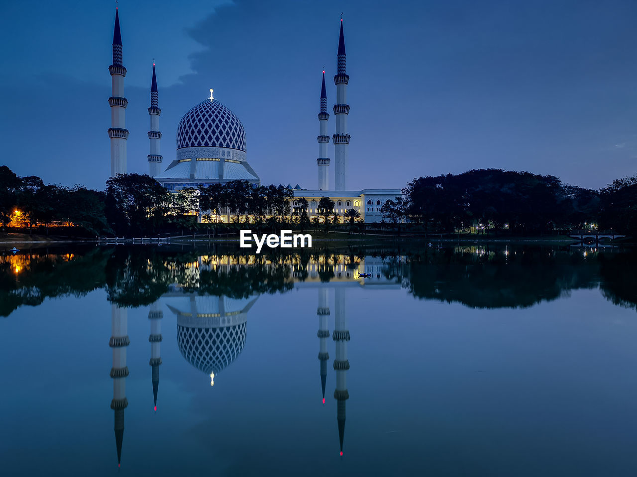 REFLECTION OF TEMPLE IN LAKE