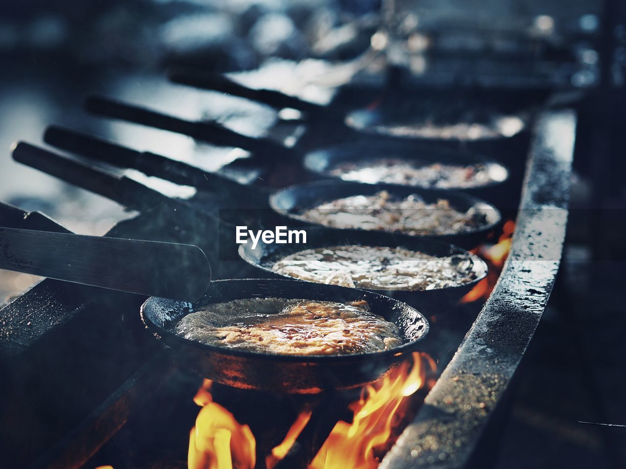 HIGH ANGLE VIEW OF MEAT ON BARBECUE