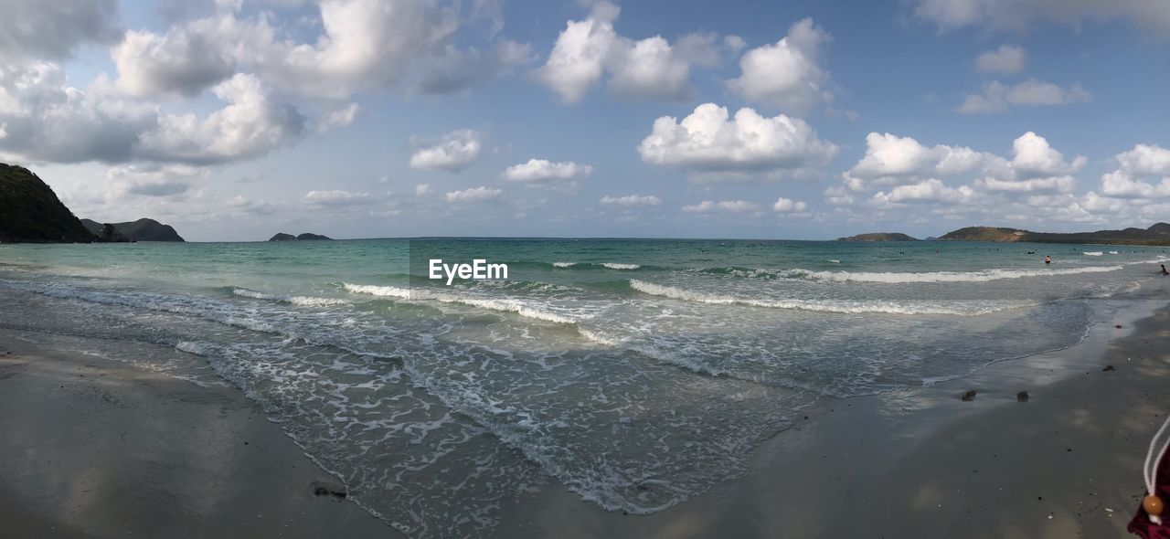 PANORAMIC SHOT OF BEACH AGAINST SKY