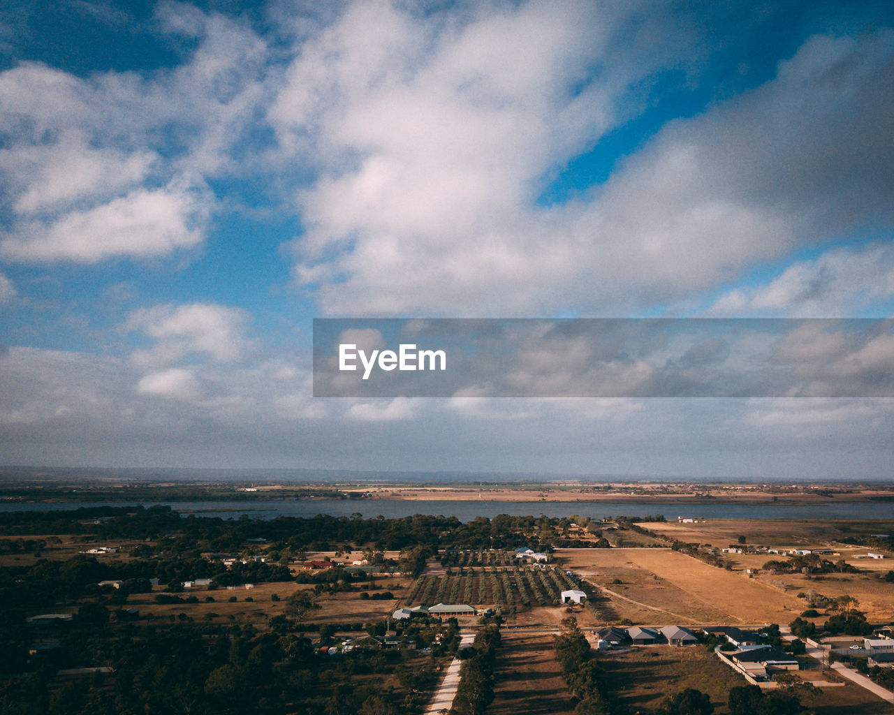 HIGH ANGLE VIEW OF LANDSCAPE AGAINST SKY