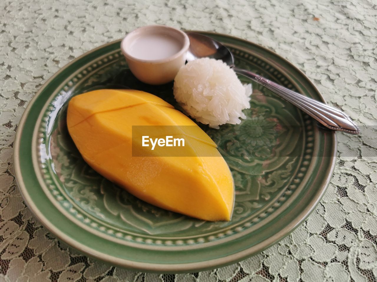 food and drink, food, healthy eating, plate, wellbeing, mango, freshness, produce, asian food, no people, fruit, dish, indoors, studio shot, high angle view, sweet food, still life, bowl, meal