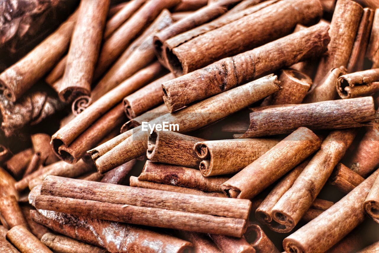 Full frame shot of cinnamon