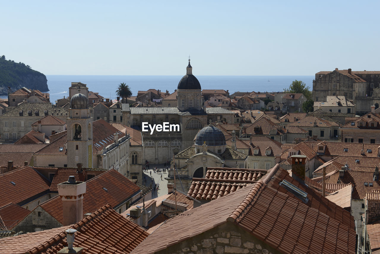 TOWNSCAPE AGAINST SKY