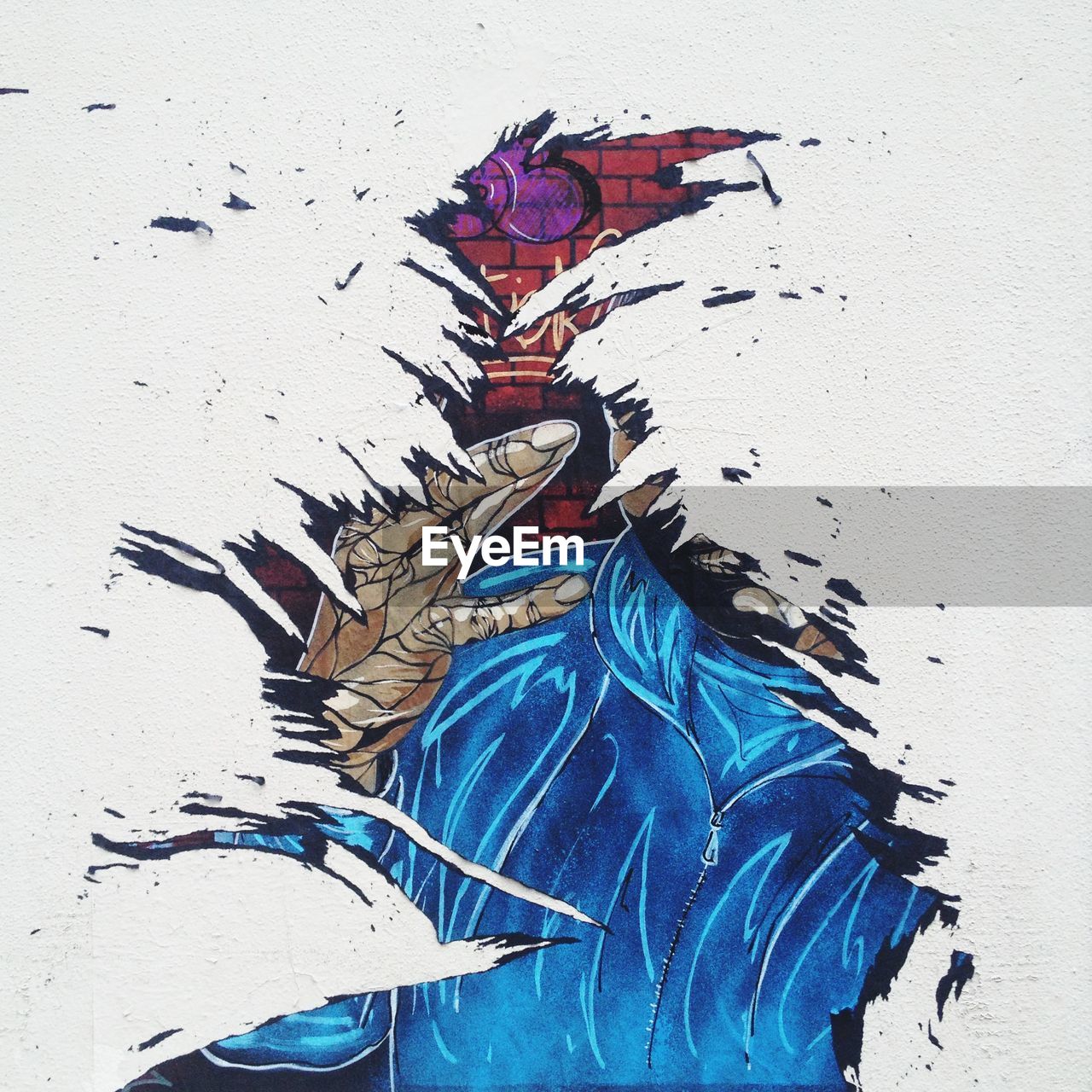 LOW ANGLE VIEW OF MULTI COLORED WALL