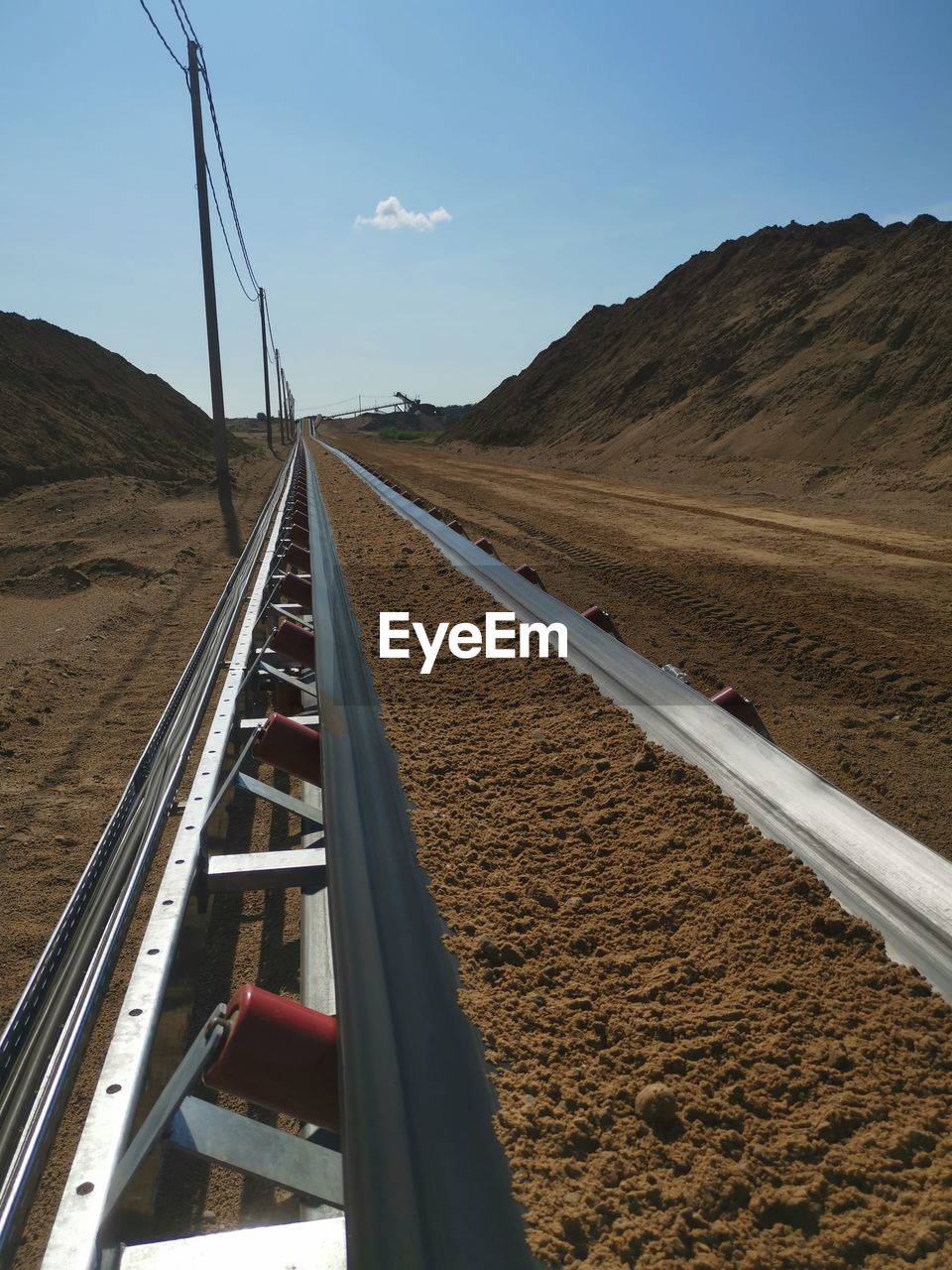 SURFACE LEVEL OF RAILROAD TRACKS ON ROAD