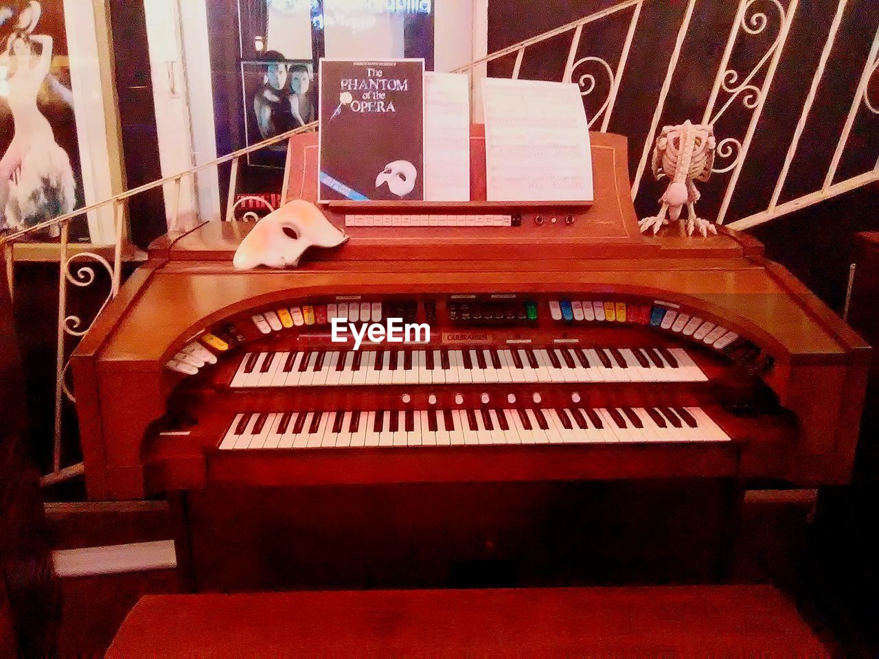 CLOSE-UP OF PIANO KEYS AT NIGHTCLUB