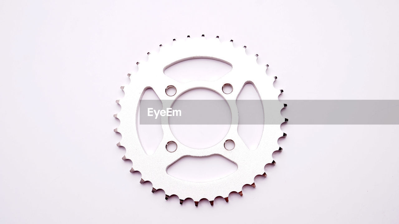 DIRECTLY ABOVE SHOT OF ELECTRIC LAMP