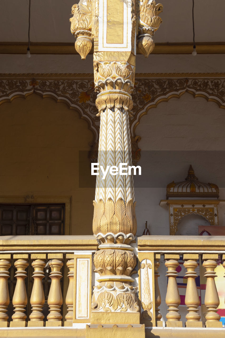 architecture, built structure, column, history, the past, travel destinations, baluster, no people, ornate, architectural column, building, ancient history, palace, indoors, craft, city, mansion, travel, tourism, gold, religion