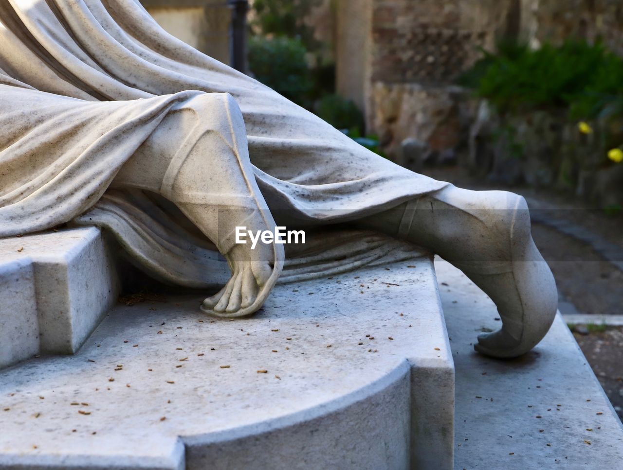 Close-up of angel statue in park cimitery statue graveyard