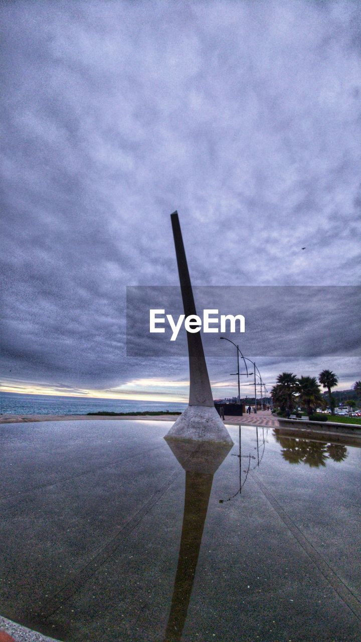 VIEW OF LAKE AGAINST SKY