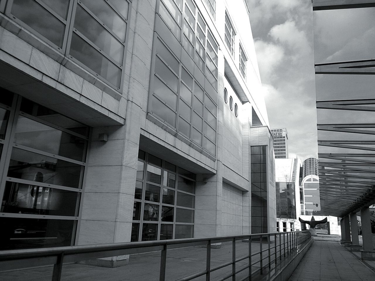 BUILDINGS IN CITY AGAINST SKY