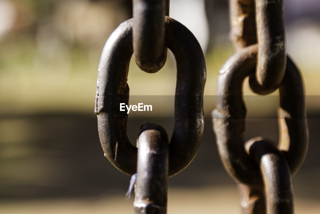 Close-up of rusty chain