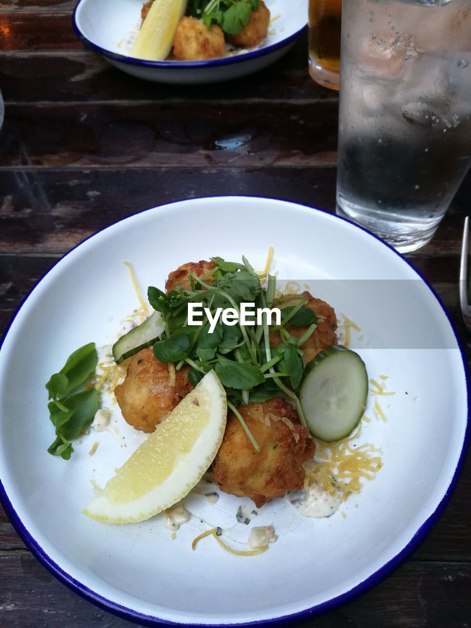 CLOSE-UP OF FOOD ON TABLE